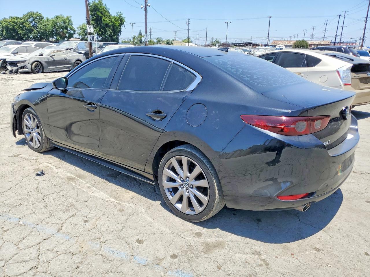 2019 Mazda 3 Preferred - Фото 2