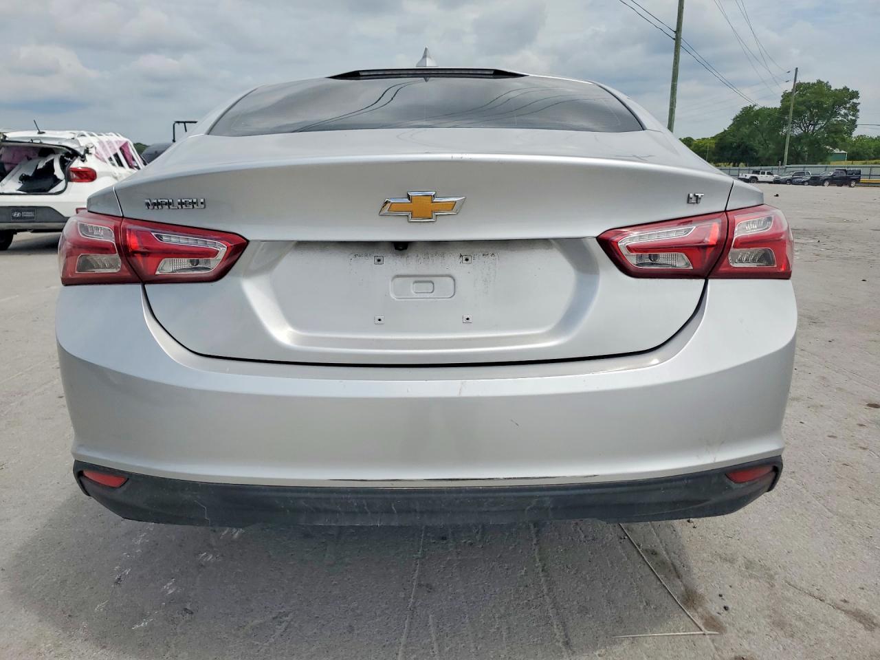 2019 Chevrolet Malibu Lt - Image 6
