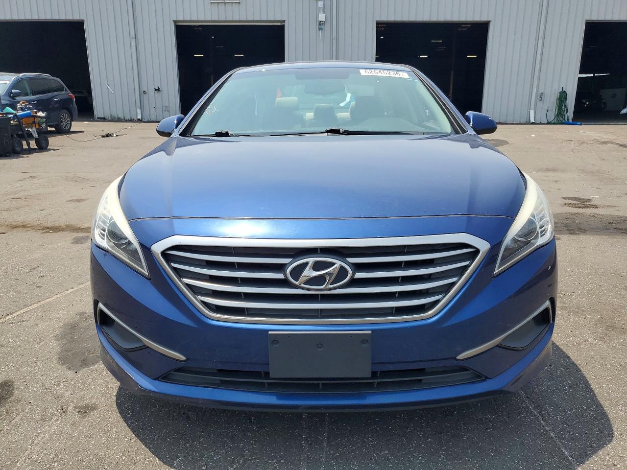 2017 Hyundai Sonata Se - Фото 5