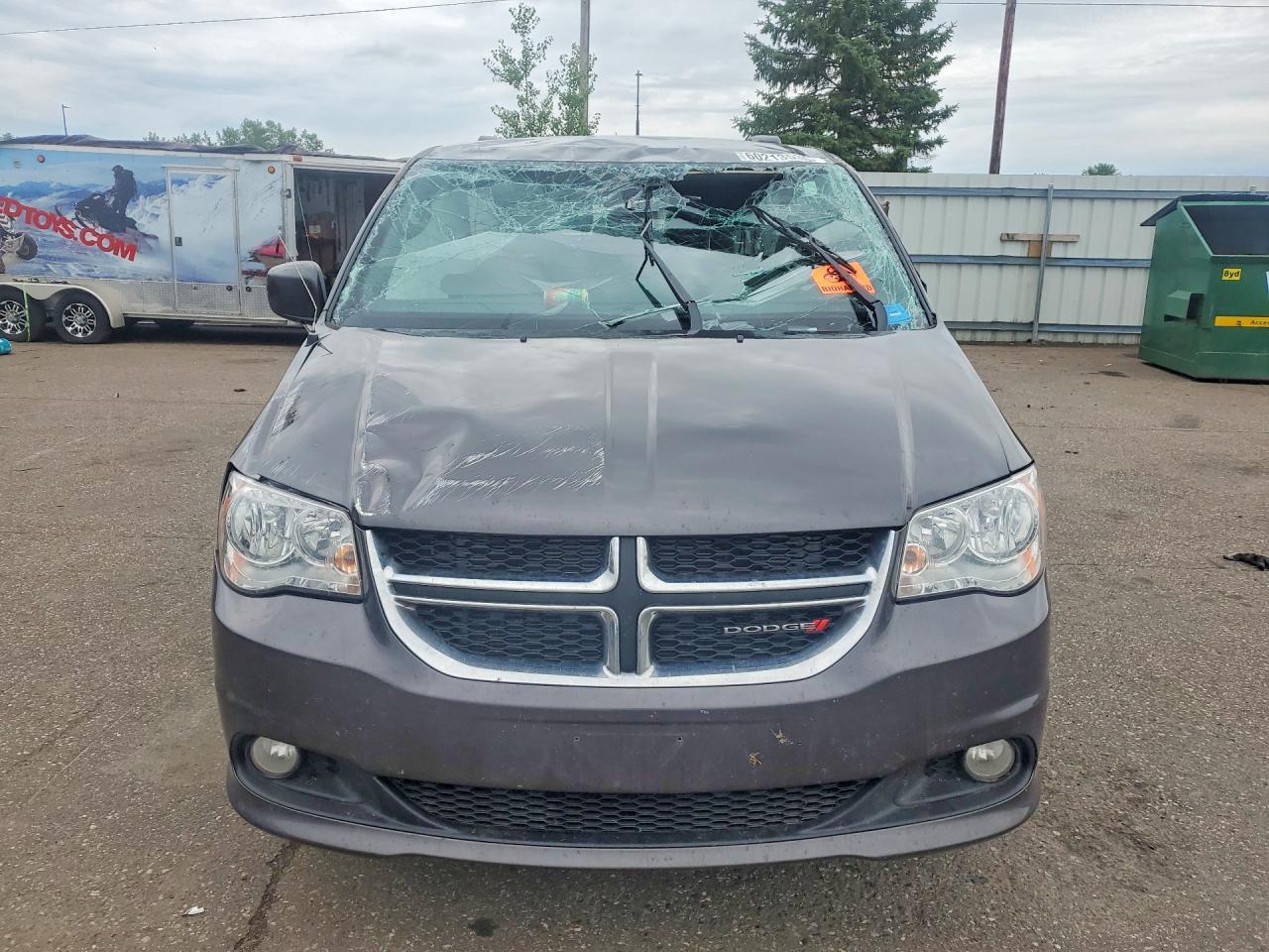 2019 Dodge Grand Caravan Sxt - Фото 5