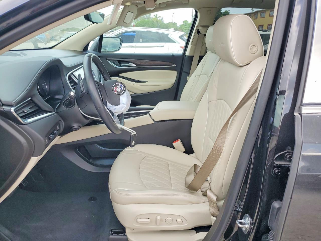 2022 Buick Enclave Avenir - Image 7