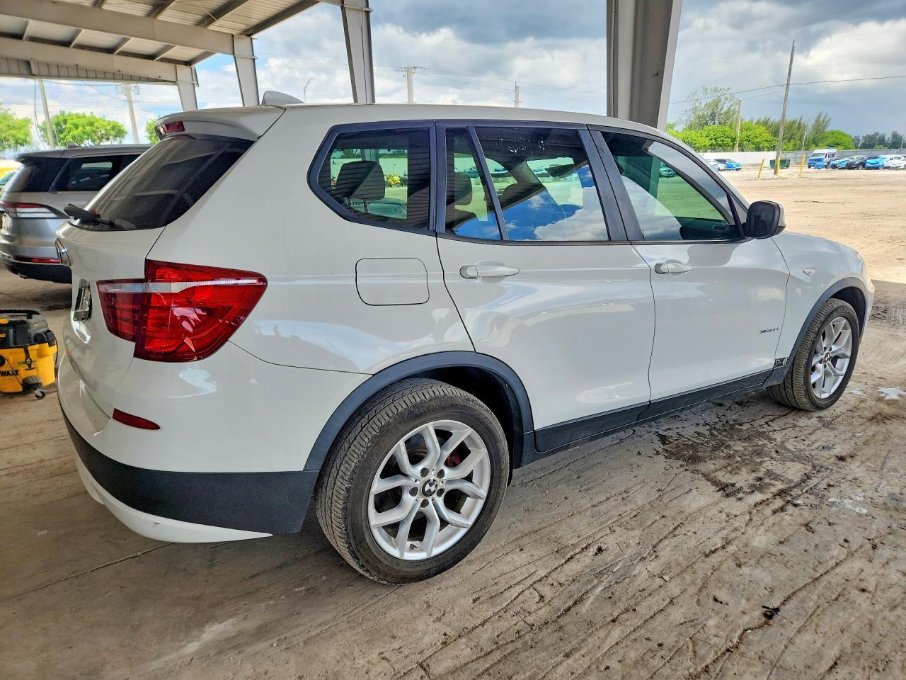 2012 BMW X3 xDrive35I - Фото 3
