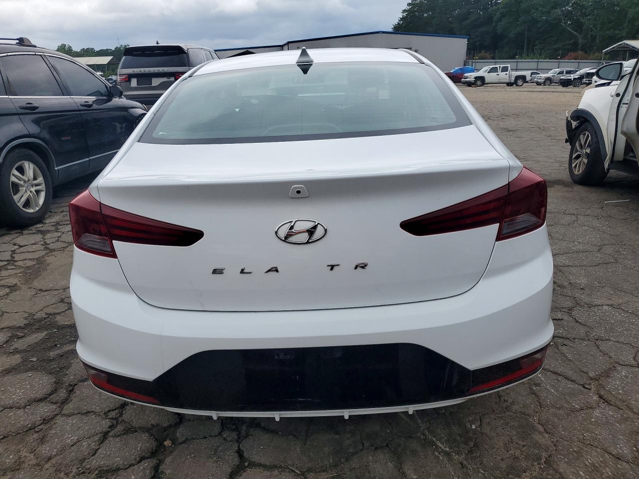 2020 Hyundai Elantra Sel - Фото 6