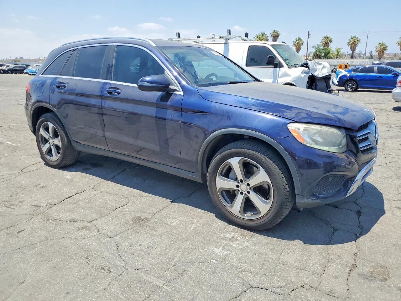 2016 Mercedes-Benz Glc 300 - Image 4