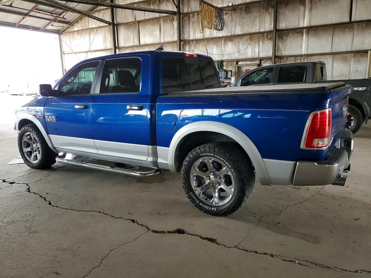 2015 Ram 1500 Laramie - Фото 2