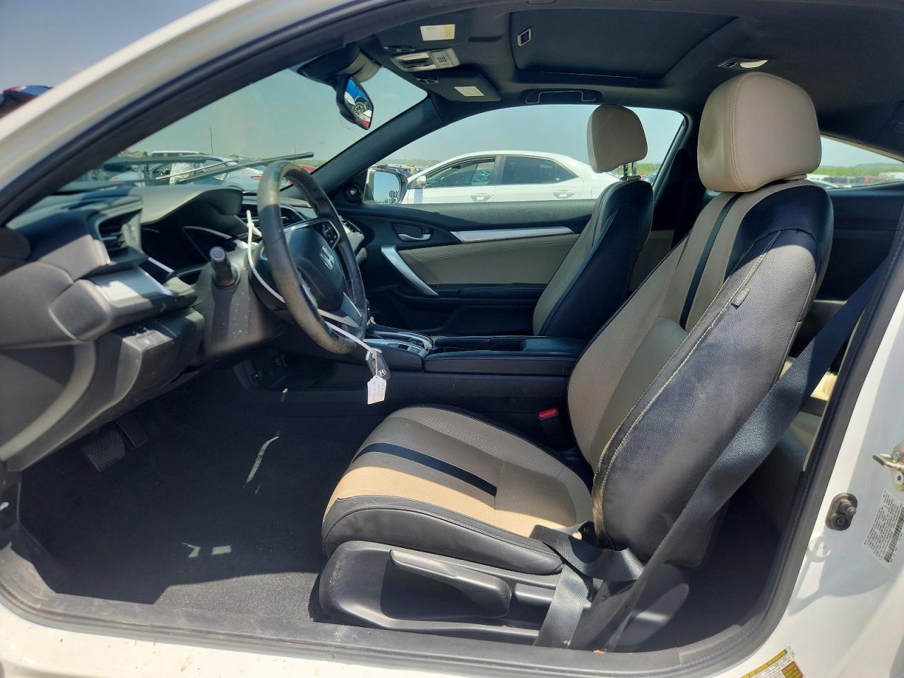 2016 Honda Civic Touring - Фото 7