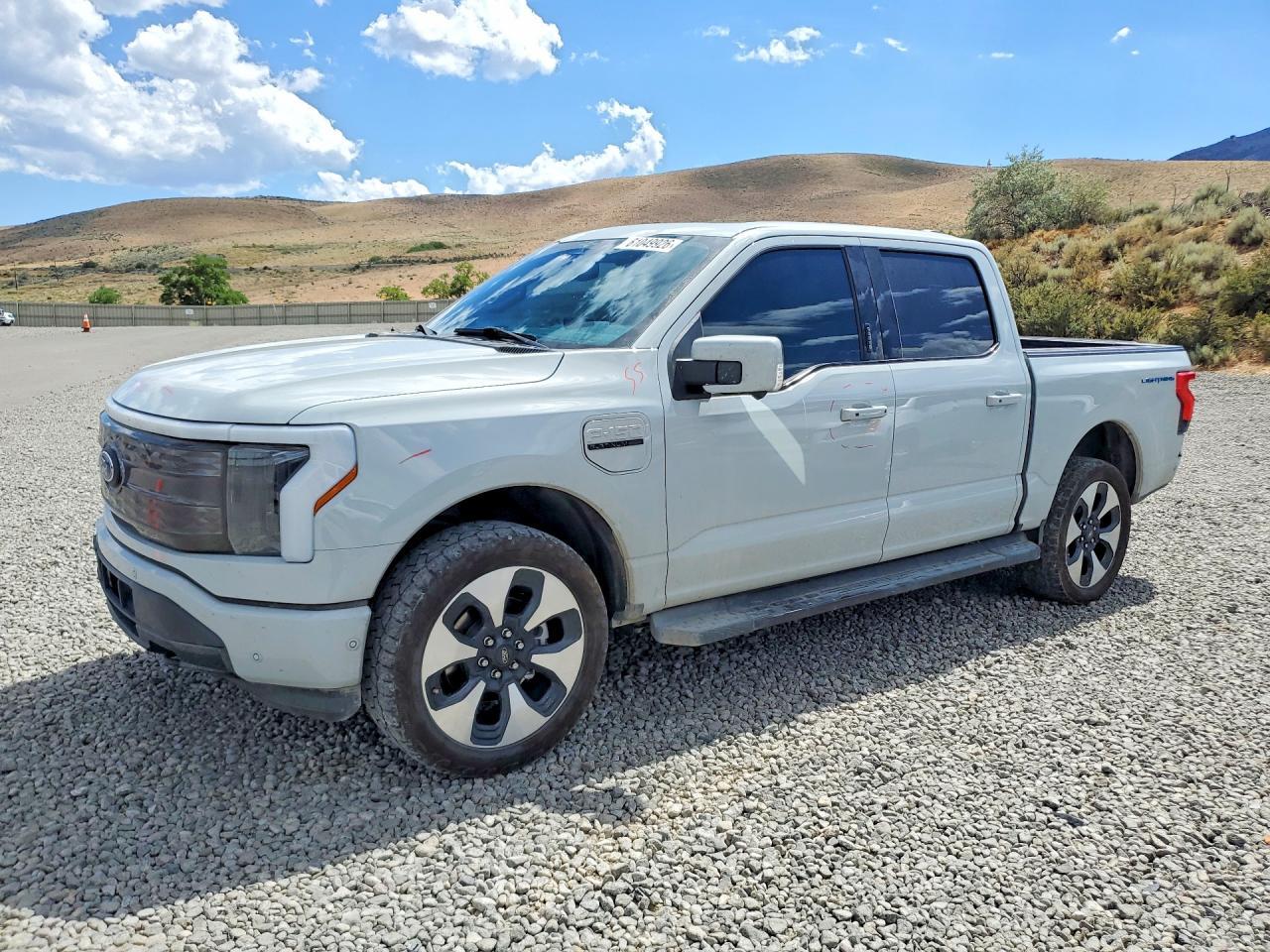 2023 Ford F150 Lightning Pro