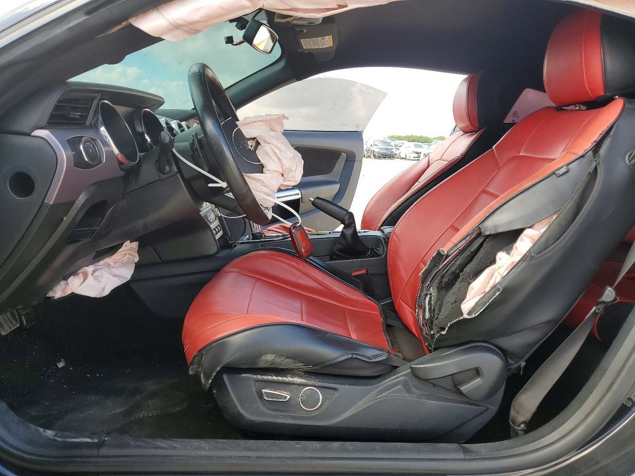 2017 Ford Mustang - Image 7
