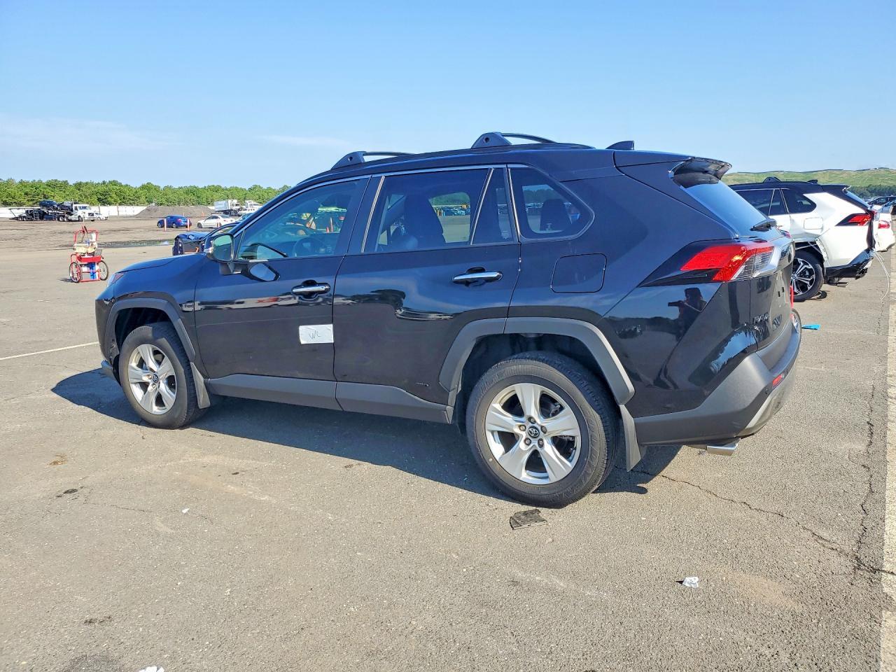 2025 Toyota Rav4 Limited - Фото 2