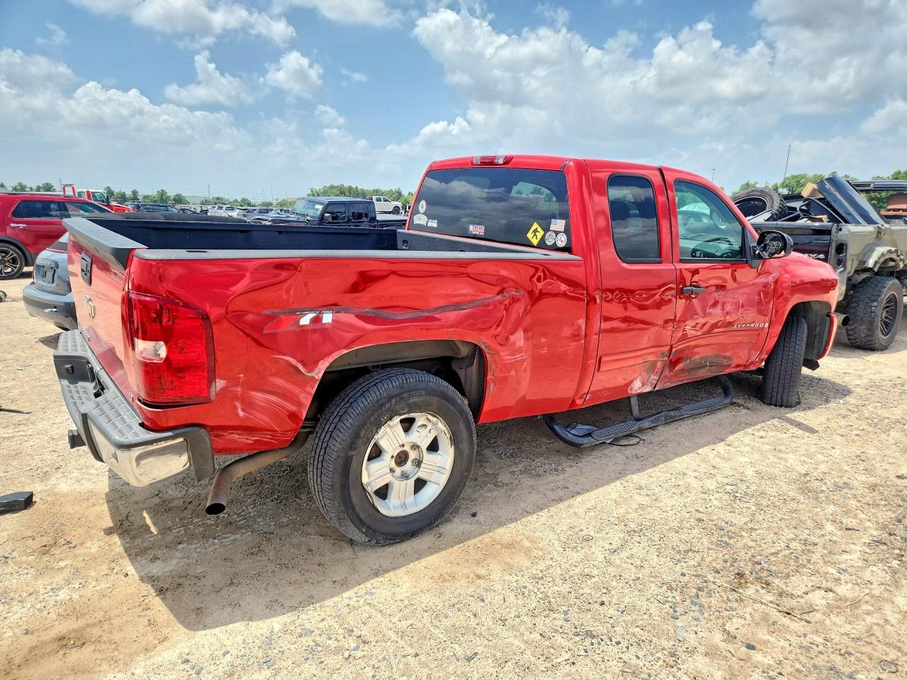 2009 Chevrolet Silverado C1500 Lt - Image 3