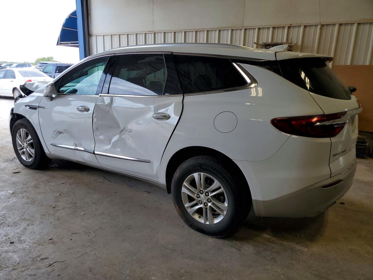 2020 Buick Enclave 4D Avenir - Image 2