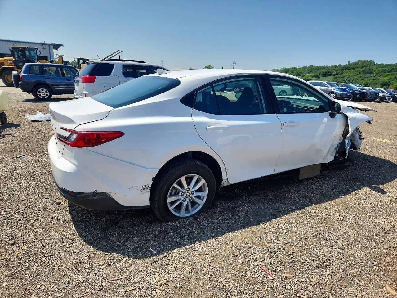2025 Toyota Camry Le - Image 3