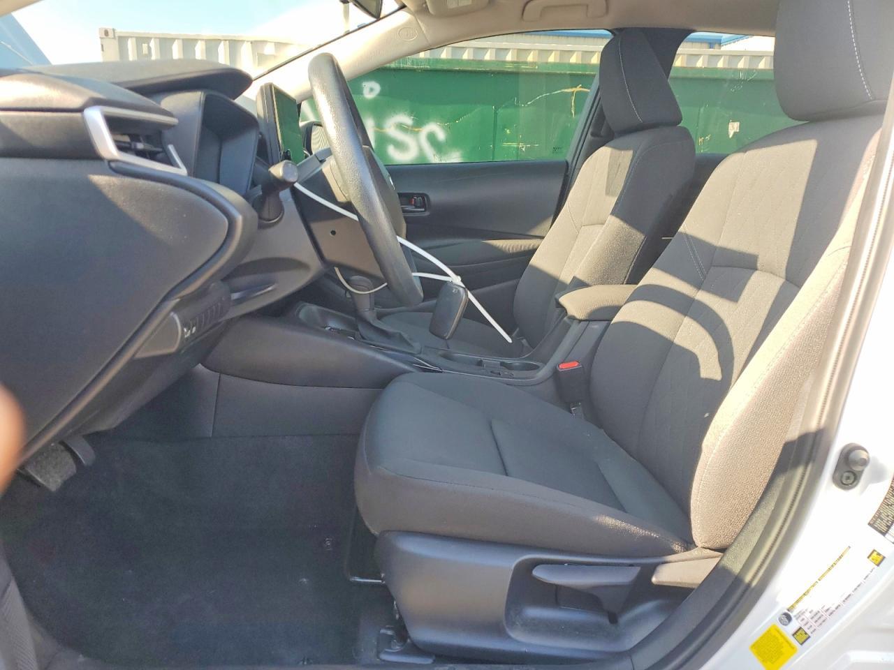 2025 Toyota Corolla Le - Image 7