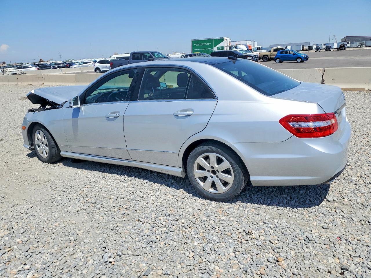 2011 Mercedes-Benz E 350 4Matic - Image 2