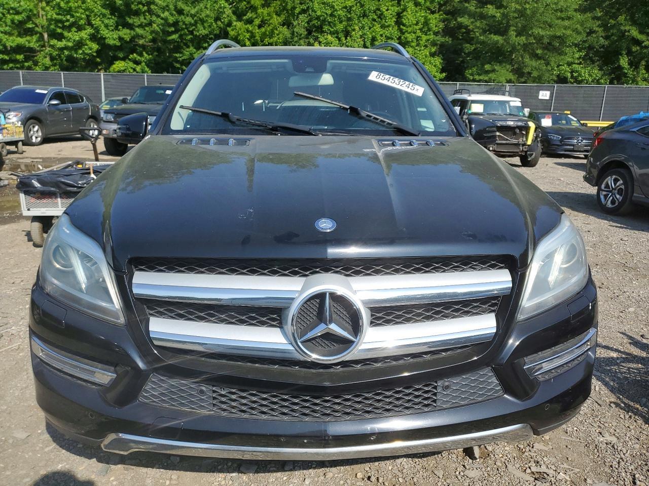 2014 Mercedes-Benz Gl 450 4Matic - Image 5