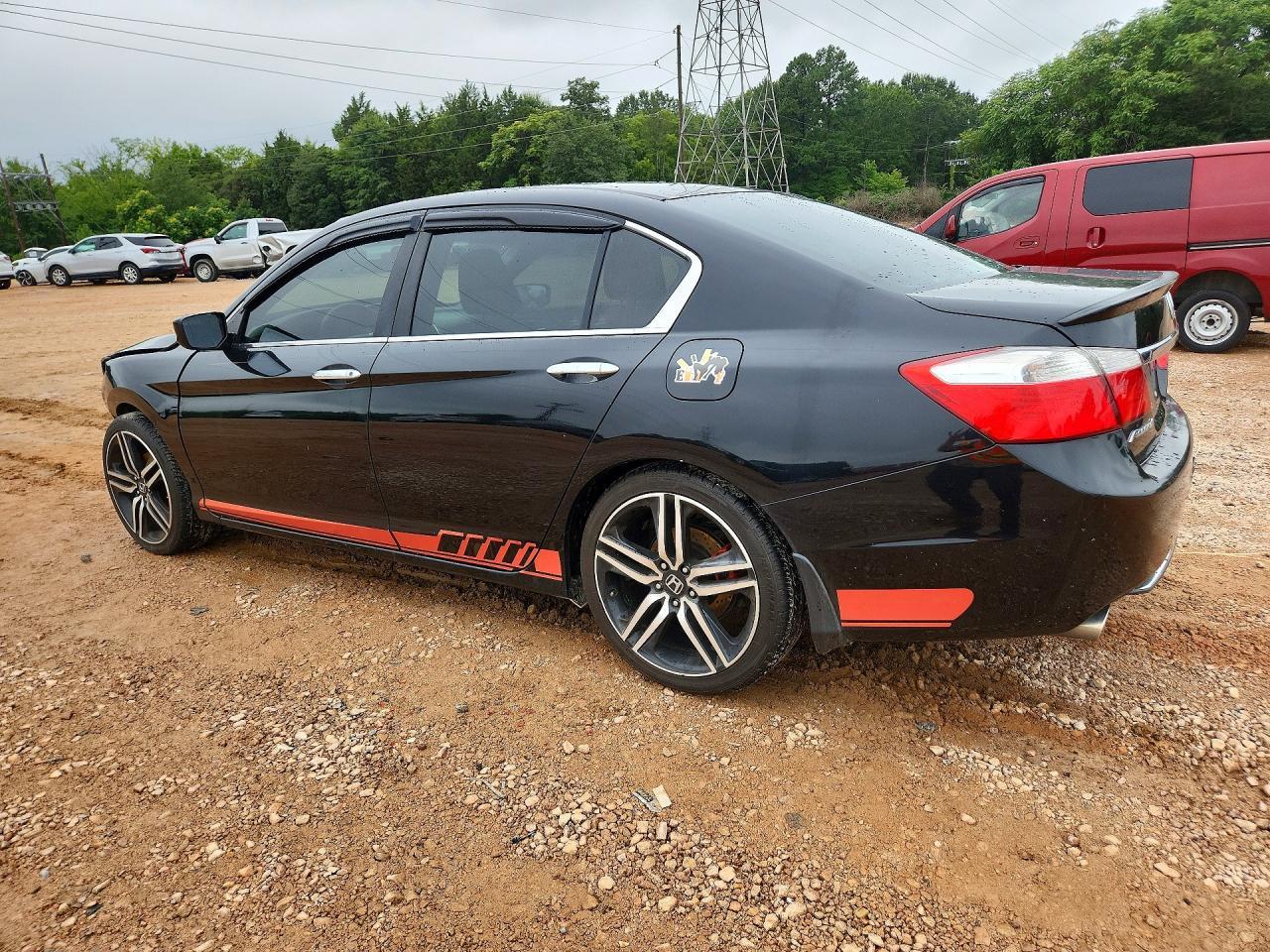 2013 Honda Accord Sport - Image 2