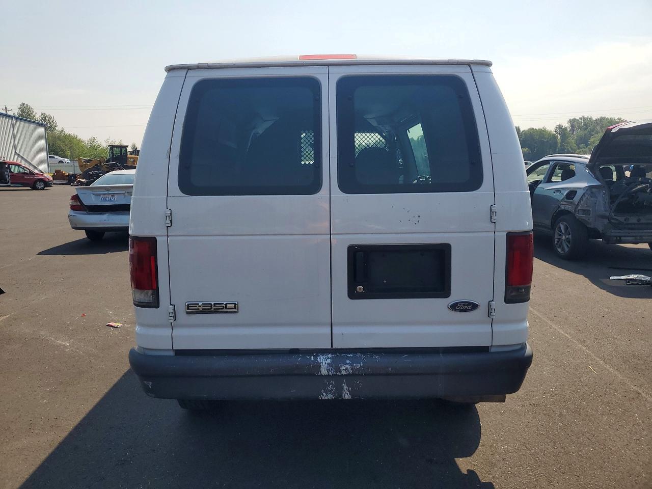 2007 Ford Econoline E350 Super Duty Van - Фото 6