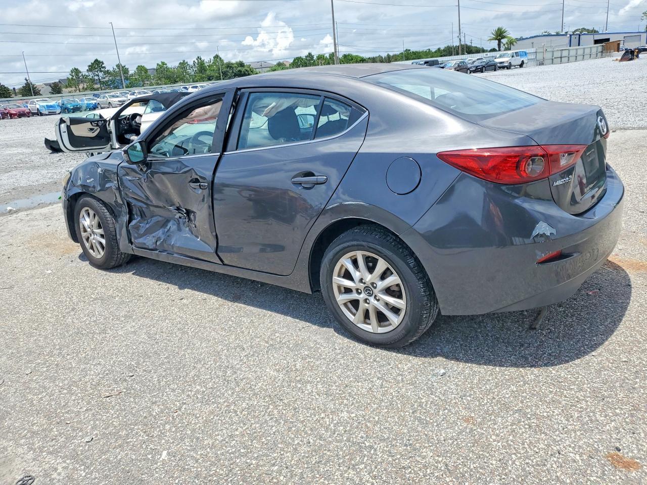 2016 Mazda 3 Sport - Фото 2