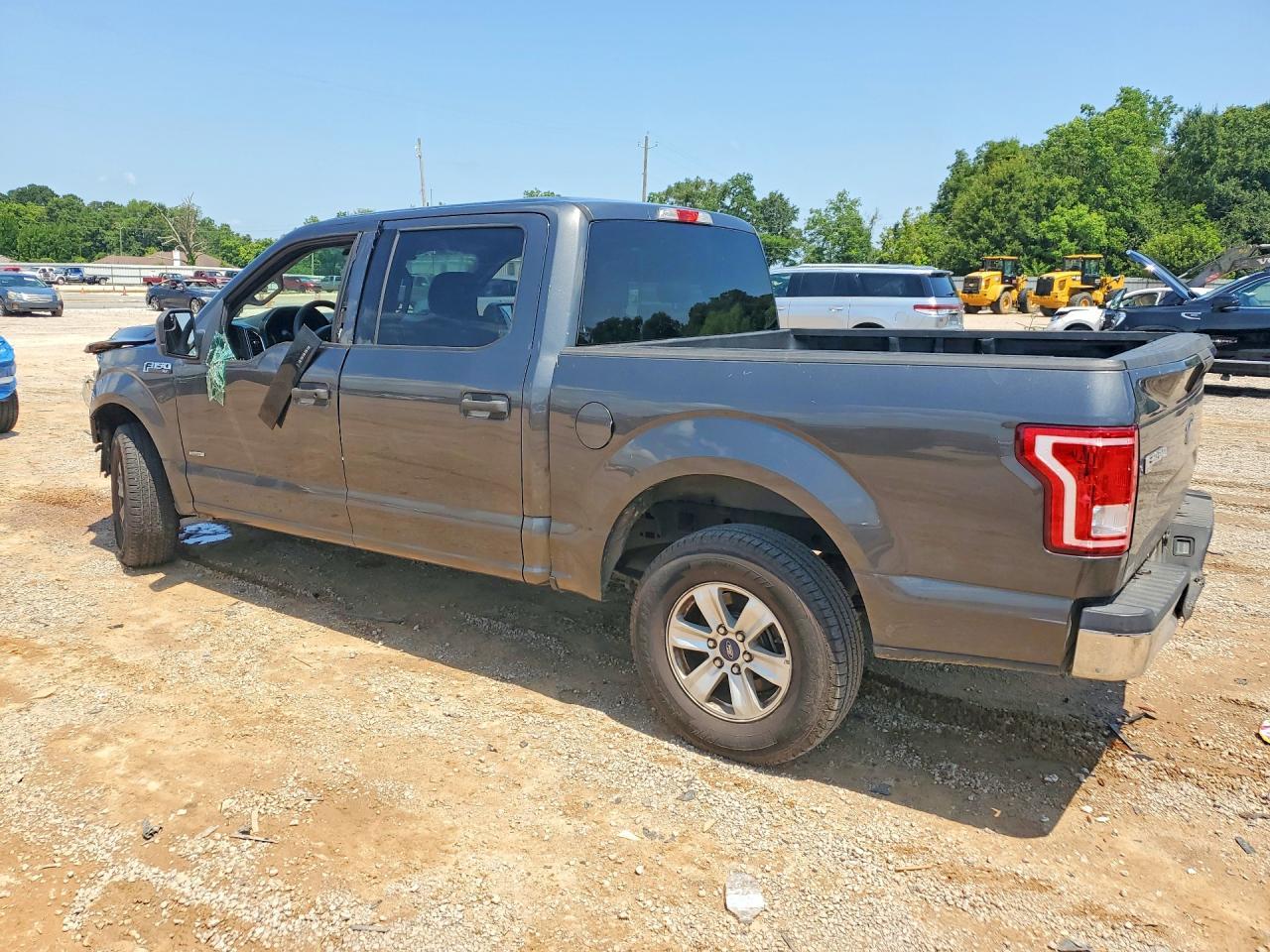 2016 Ford F150 Supercrew - Фото 2