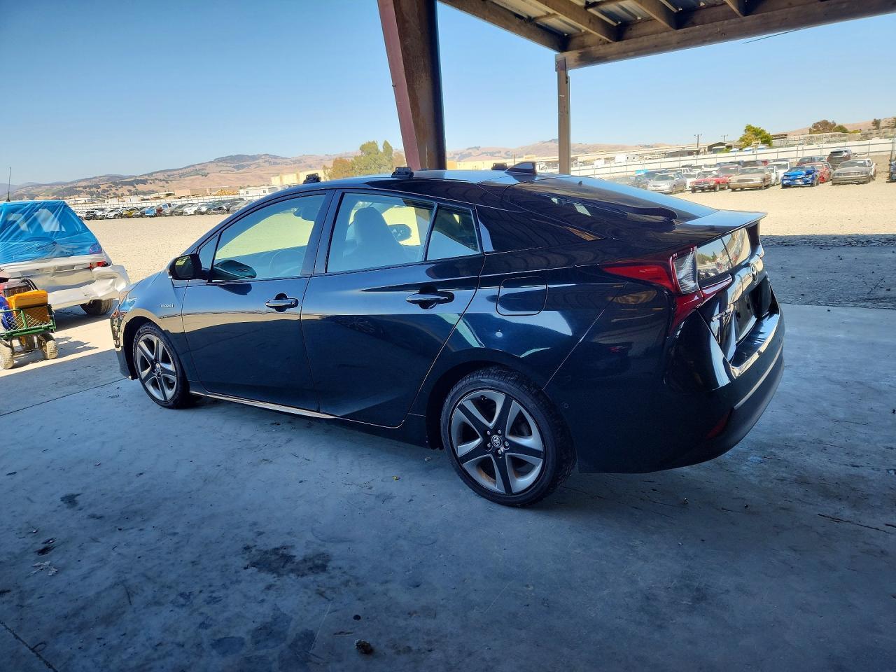2022 Toyota Prius Xle - Image 2