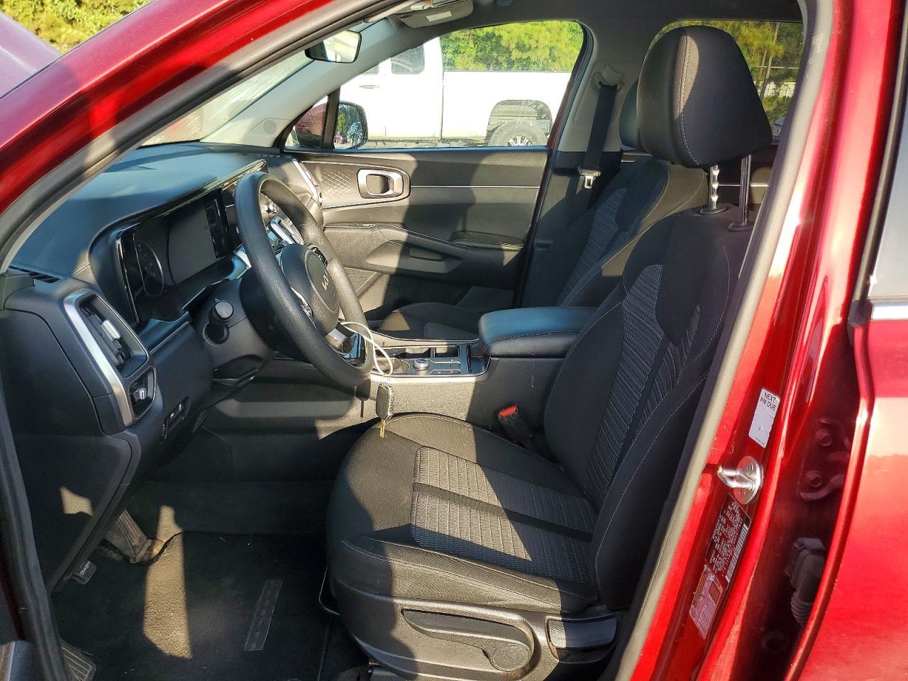 2022 Kia Sorento Lx - Image 7