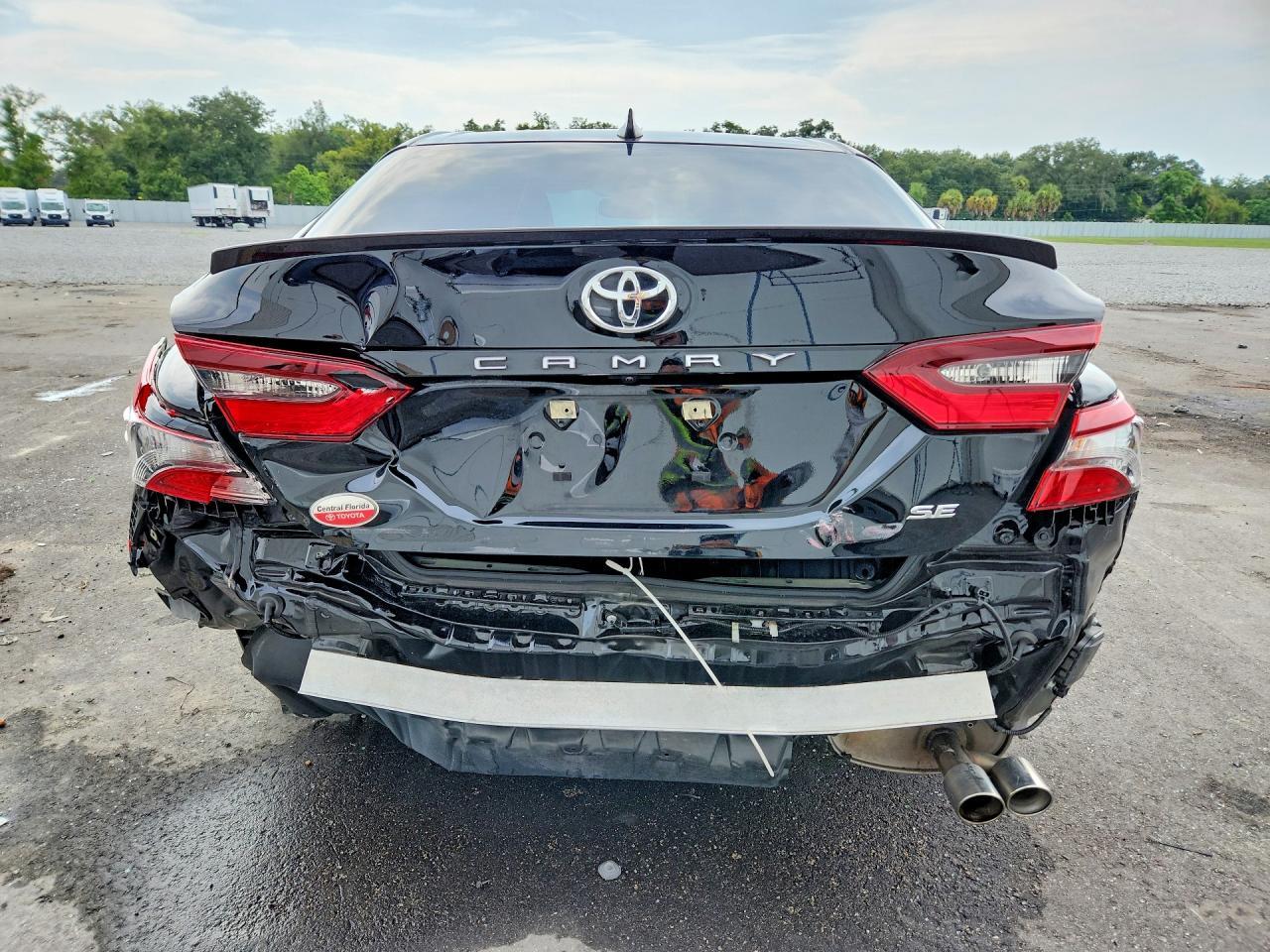 2024 Toyota Camry Se - Фото 6