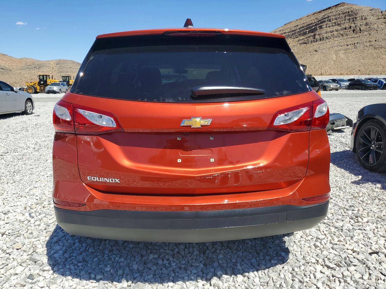 2020 Chevrolet Equinox Ls - Фото 6