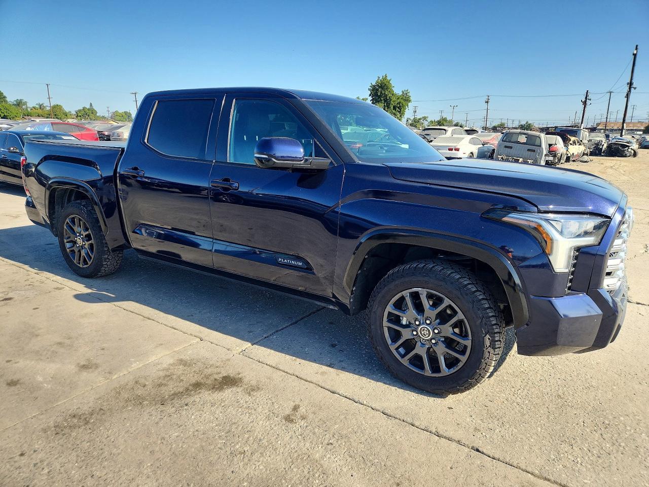 2023 Toyota Tundra Platinum - Image 4