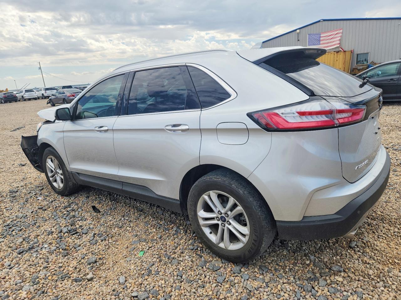 2019 Ford Edge Sel - Image 2