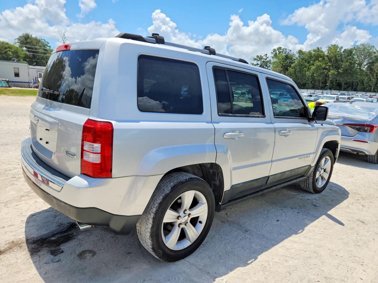 2011 Jeep Patriot - Фото 3