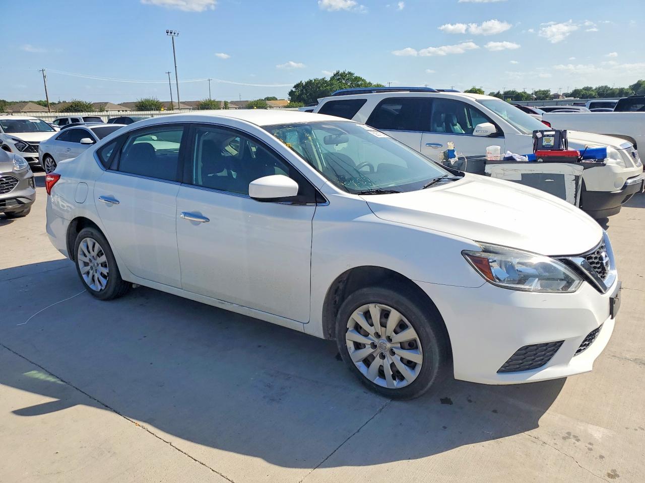 2019 Nissan Sentra S - Image 4