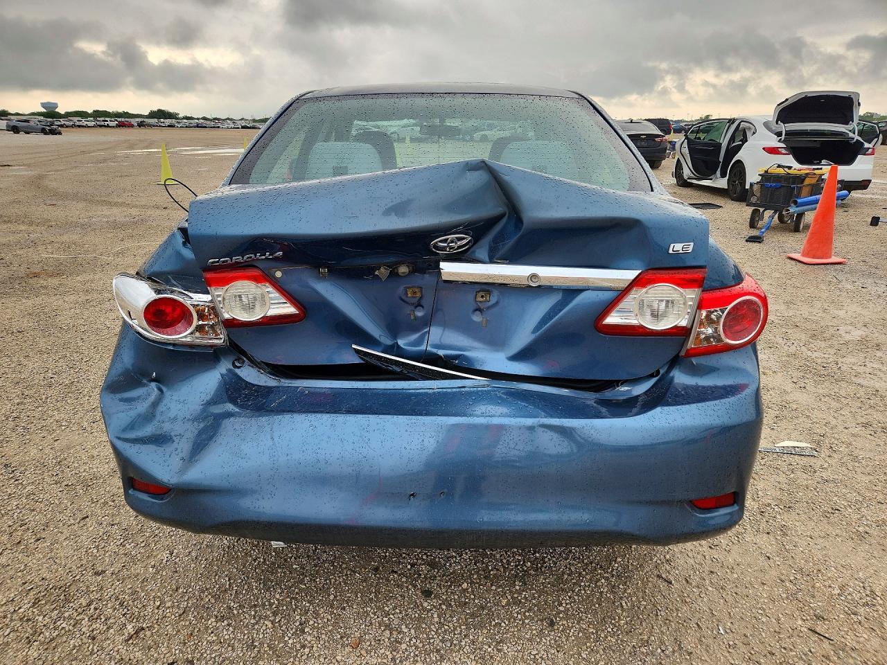 2013 Toyota Corolla Le - Фото 6