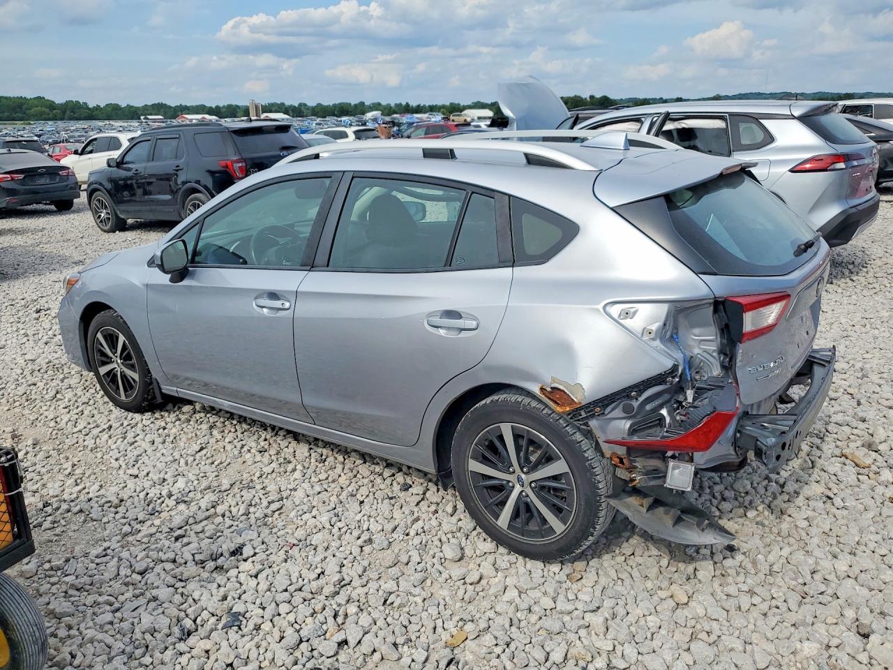 2019 Subaru Impreza Premium - Фото 2