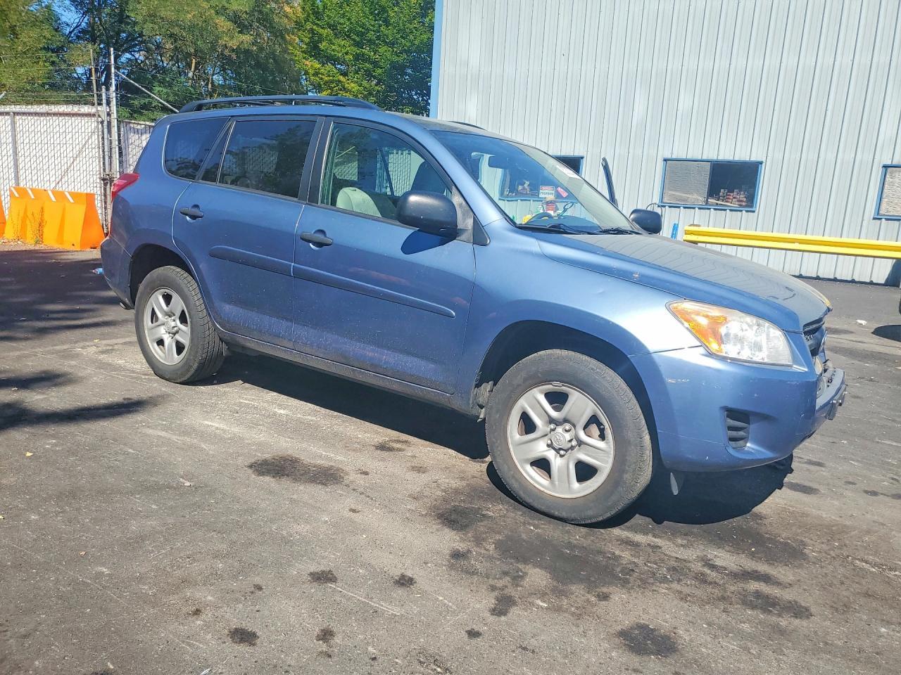 2011 Toyota Rav4 Base - Image 4