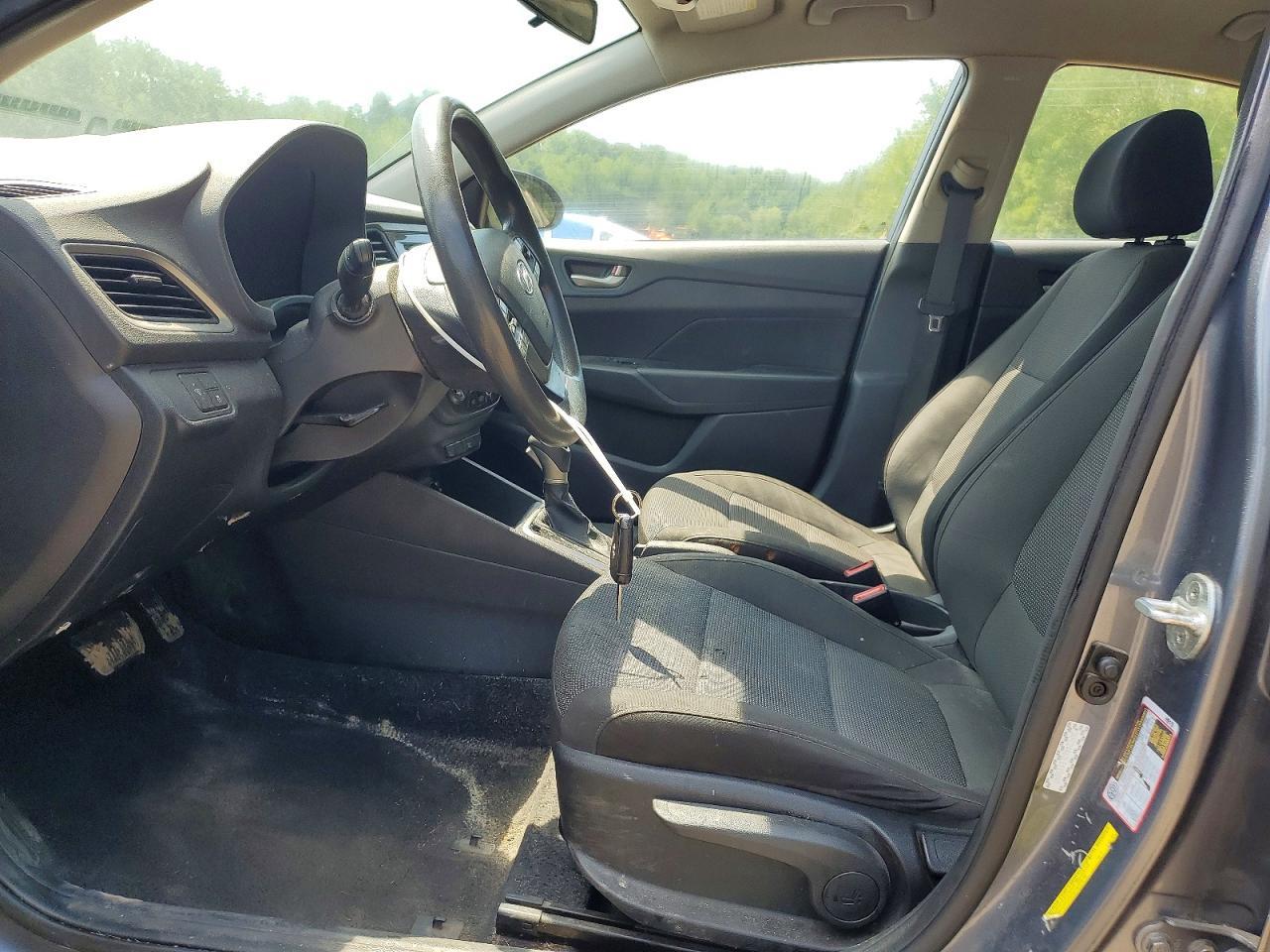 2020 Hyundai Accent Se - Фото 7