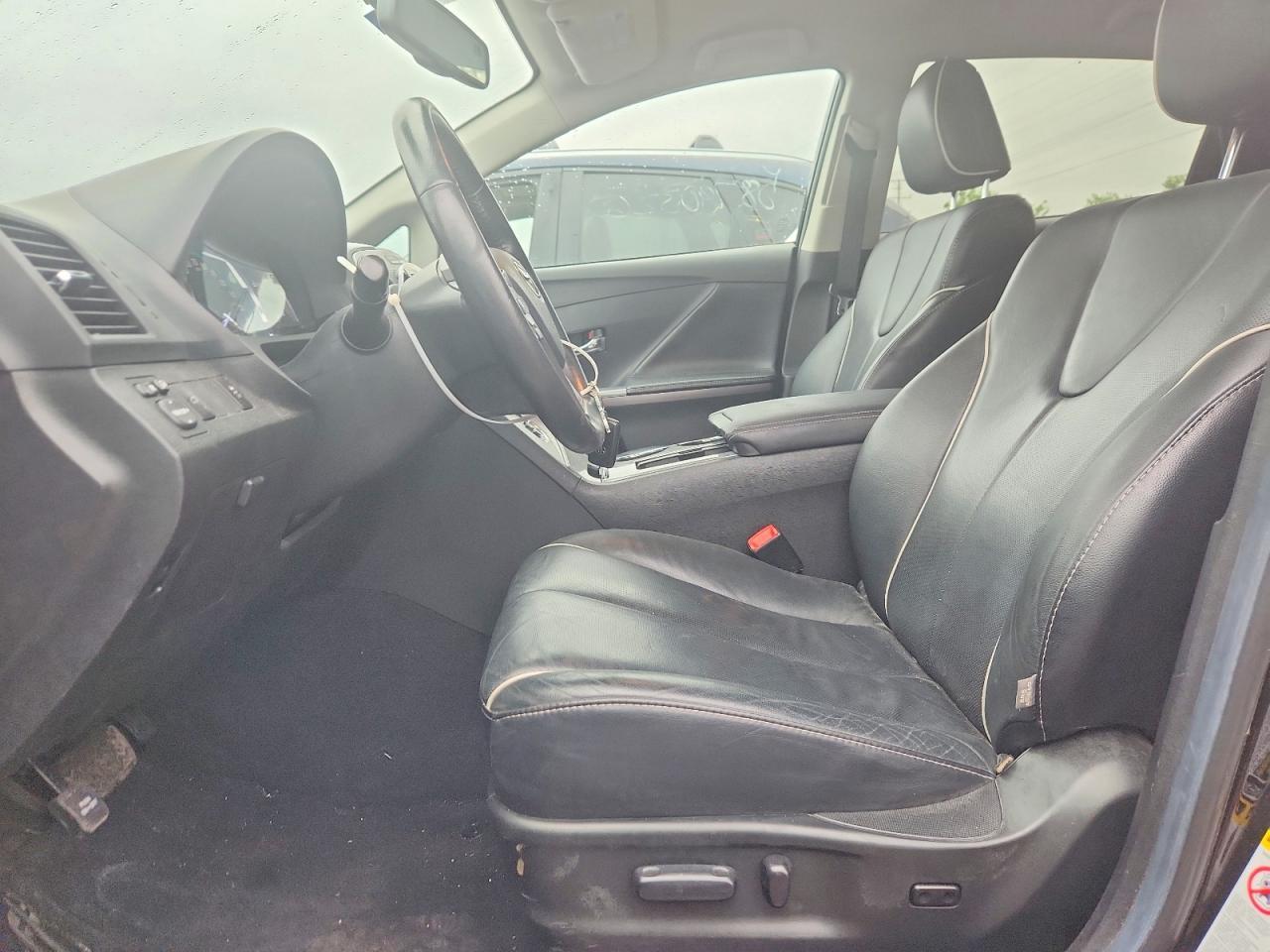 2014 Toyota Venza Xle - Image 7
