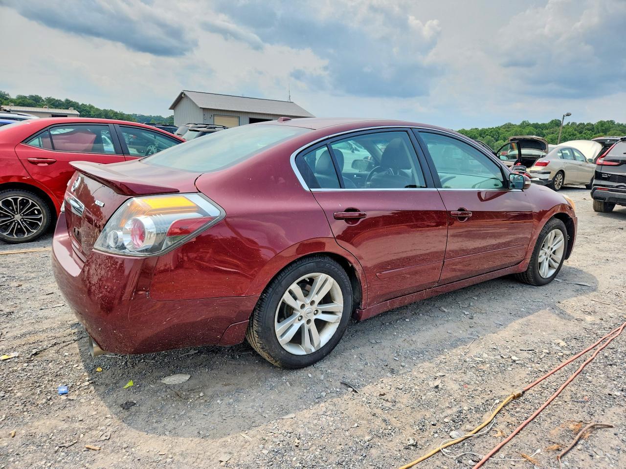2011 Nissan Altima Sr - Фото 3