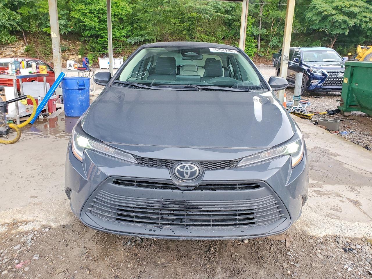 2025 Toyota Corolla Le - Фото 5
