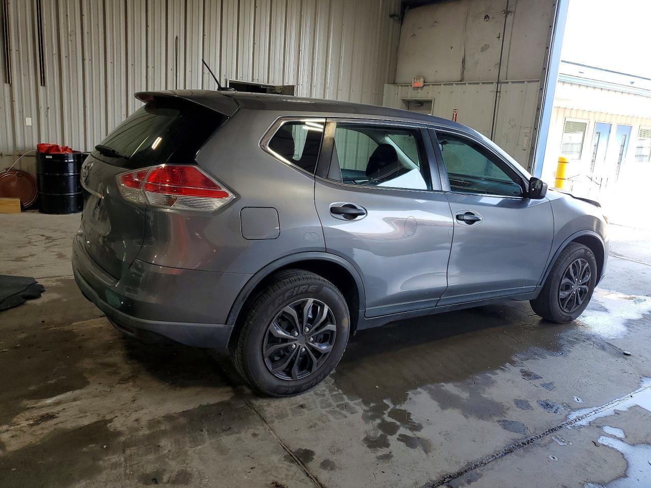 2016 Nissan Rogue S - Фото 3
