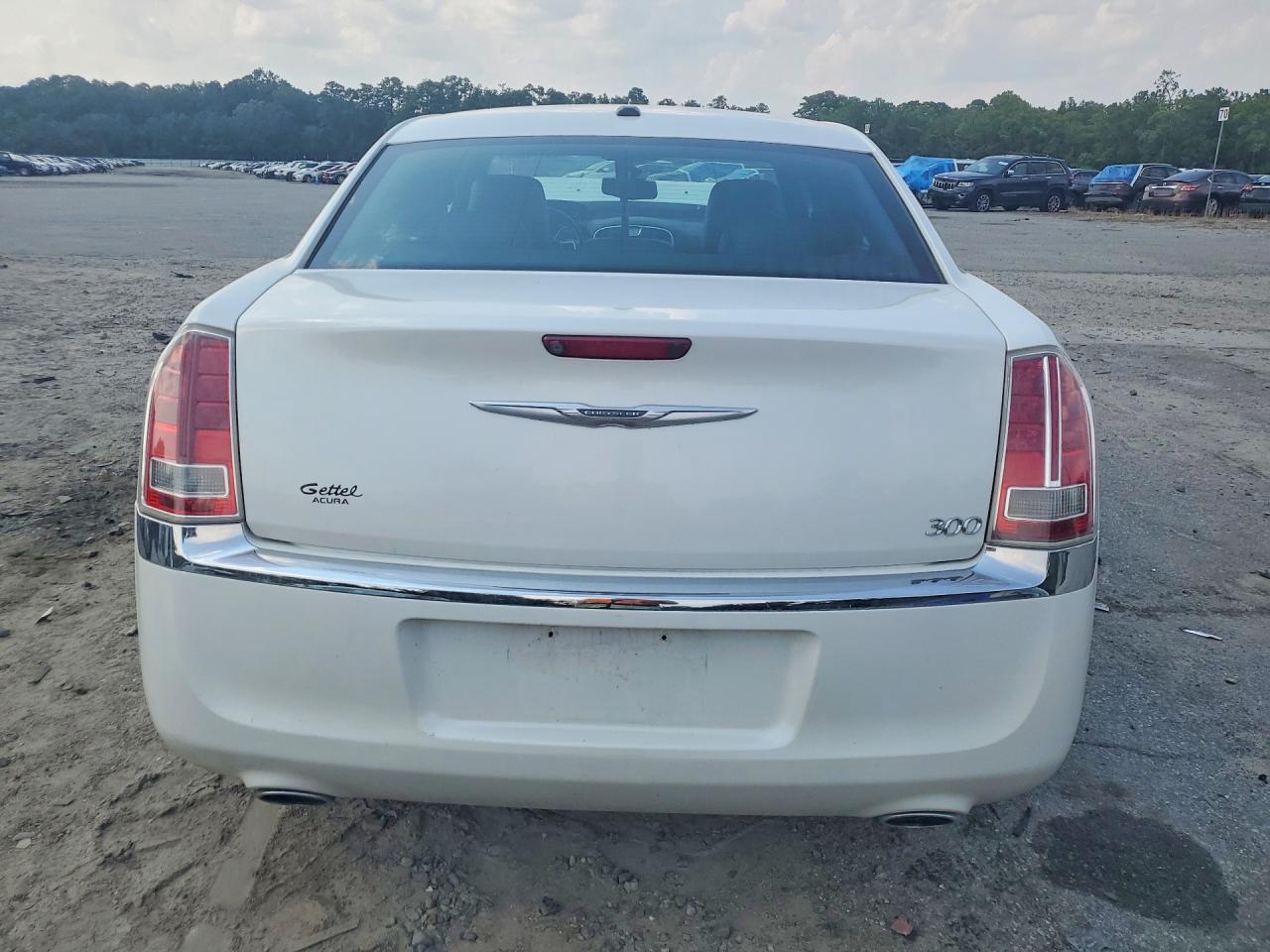 2012 Chrysler 300 Limited - Фото 6