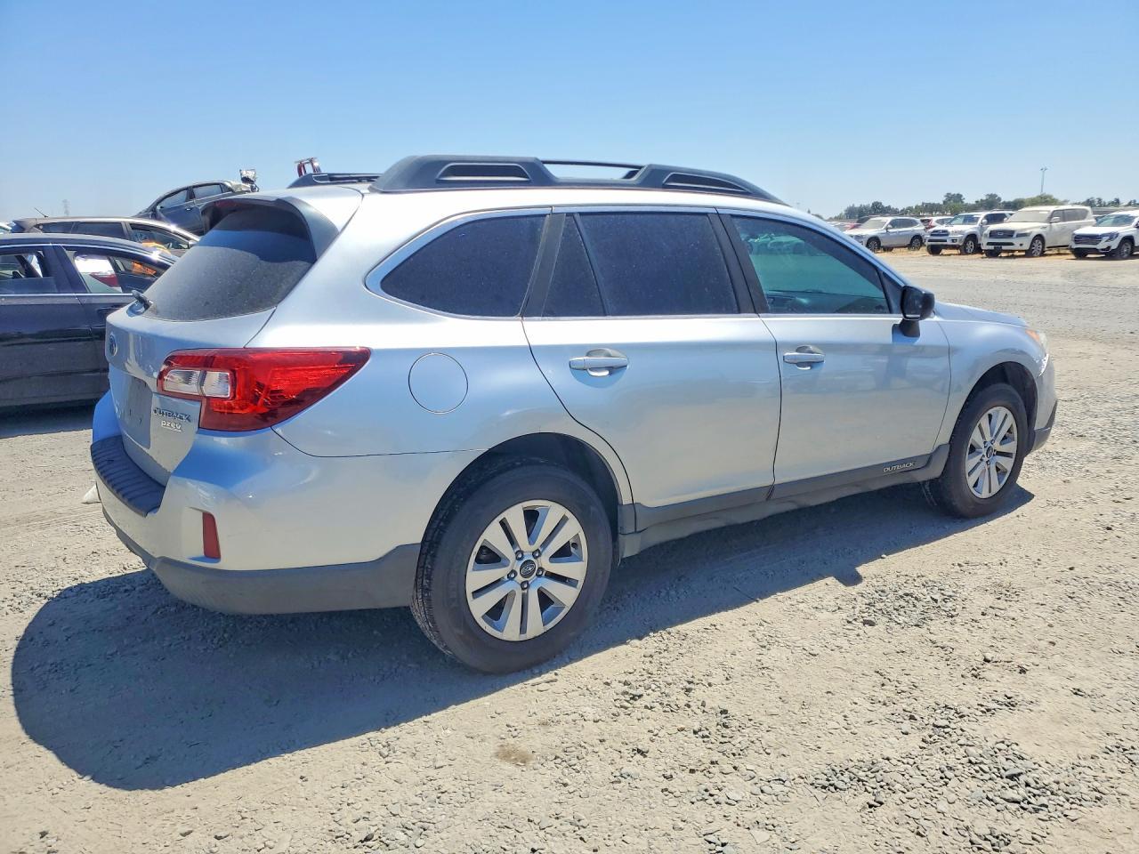 2017 Subaru Outback 2.5I - Image 3