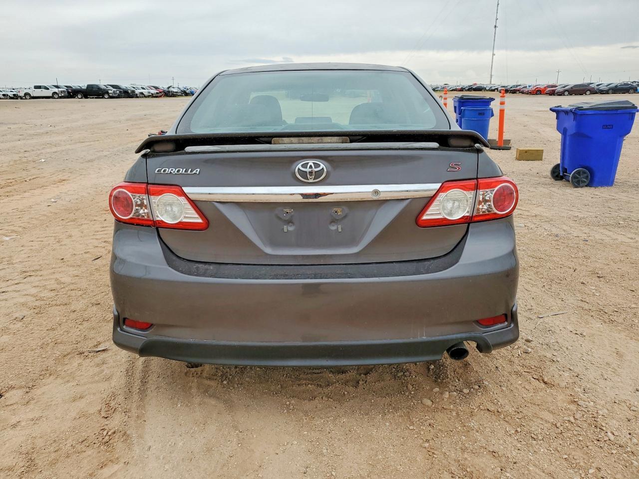 2013 Toyota Corolla Base - Фото 6