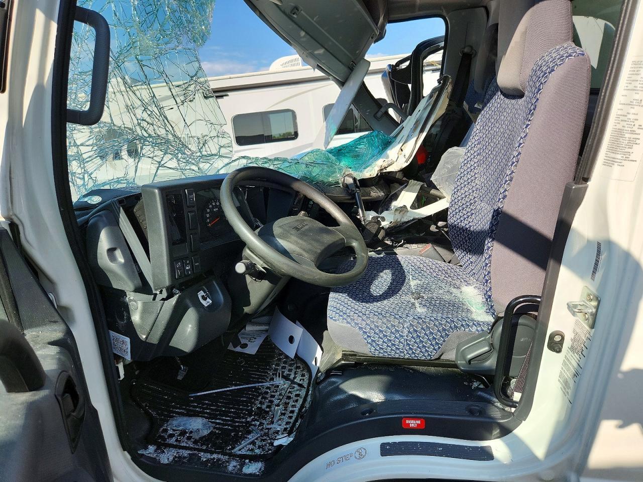 2024 Isuzu Npr Hd - Delivery Truck - Фото 7