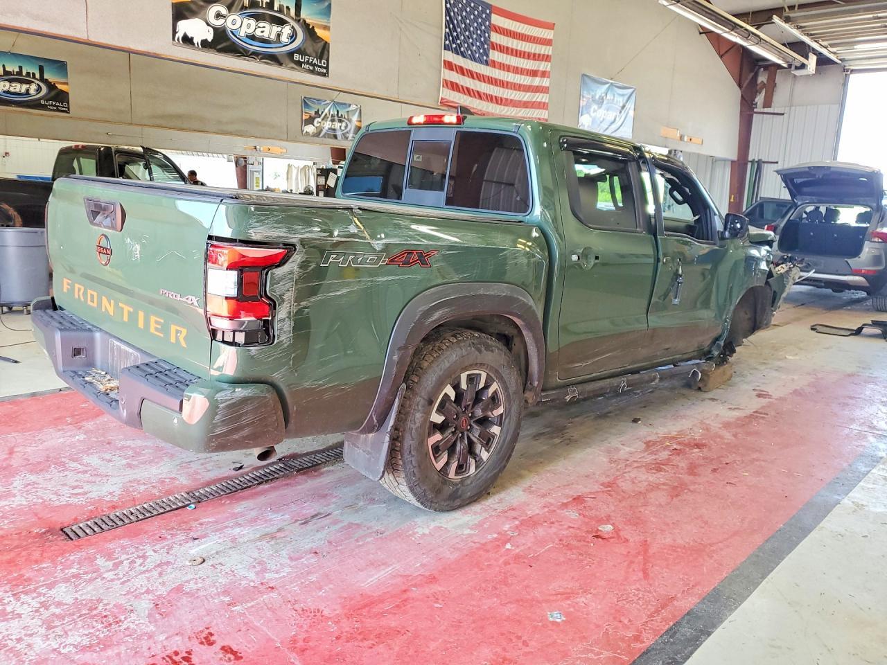 2022 Nissan Frontier Pro-4X - Фото 3