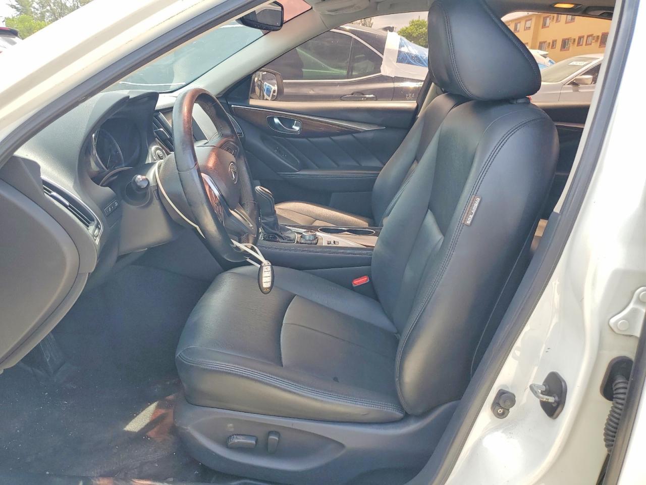 2018 Infiniti Q50 3.0T Luxe - Image 7