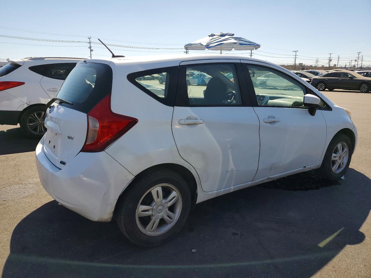 2016 Nissan Versa Note Sv - Фото 3