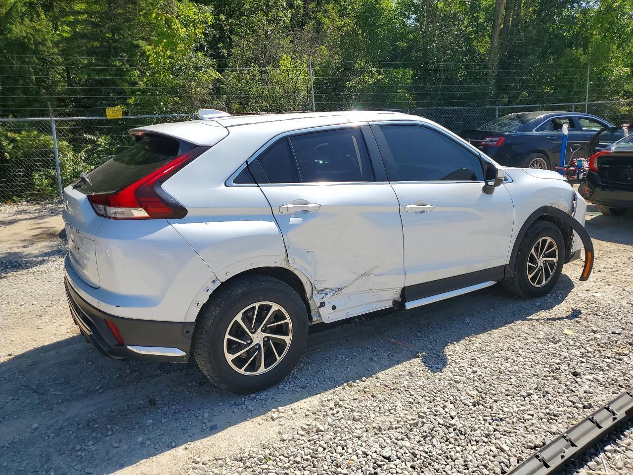 2022 Mitsubishi Eclipse Cross Es - Фото 3