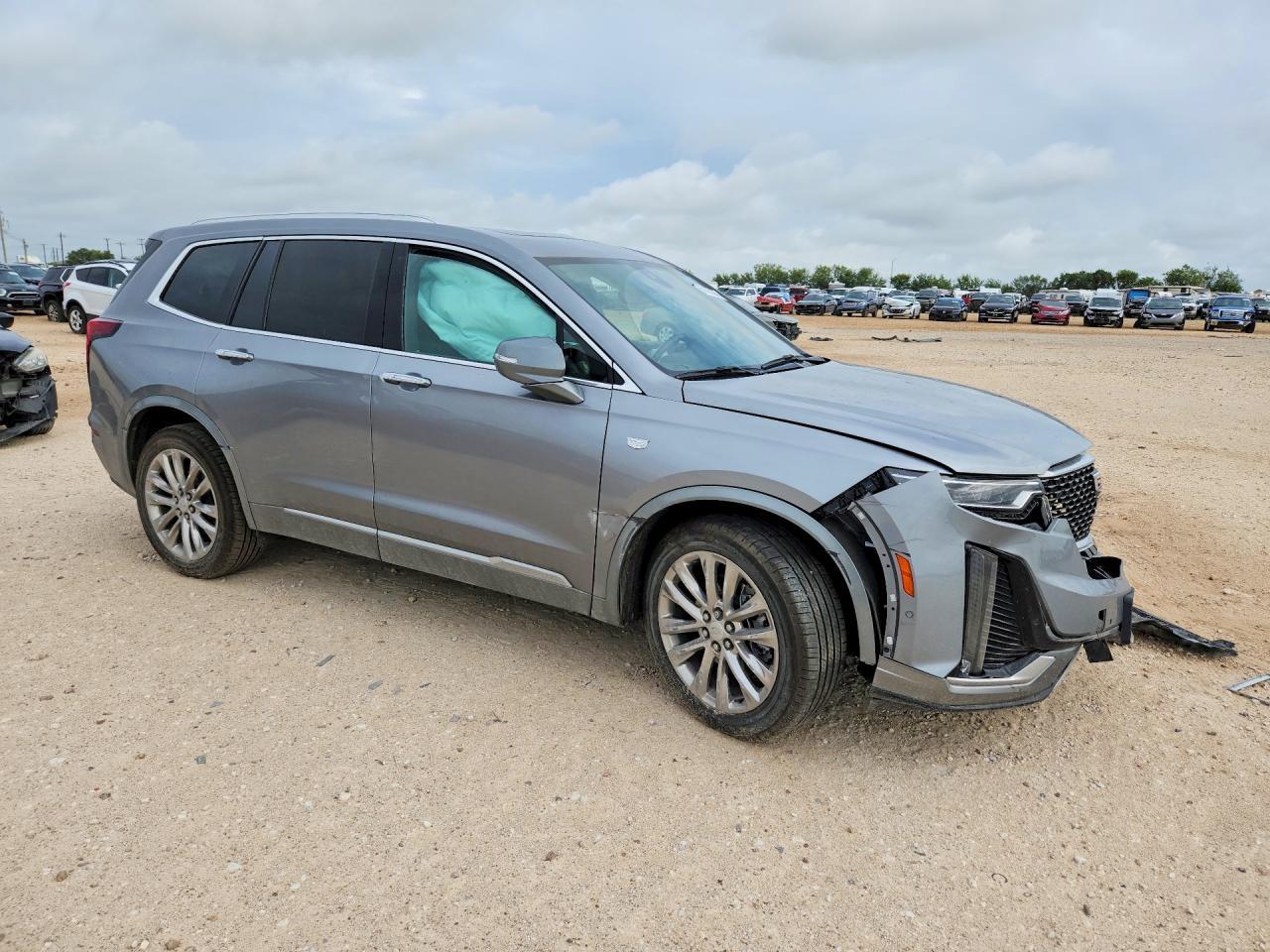 2025 Cadillac Xt6 Premium Luxury - Image 4