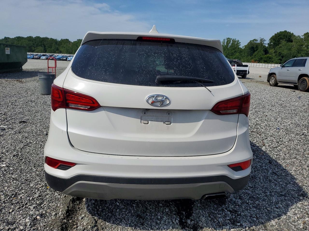 2017 Hyundai Santa Fe Sport 2.4L - Фото 6