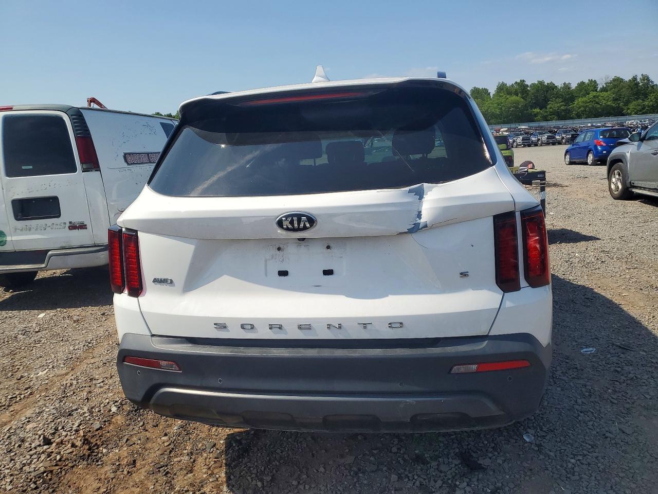 2021 Kia Sorento S - Фото 6